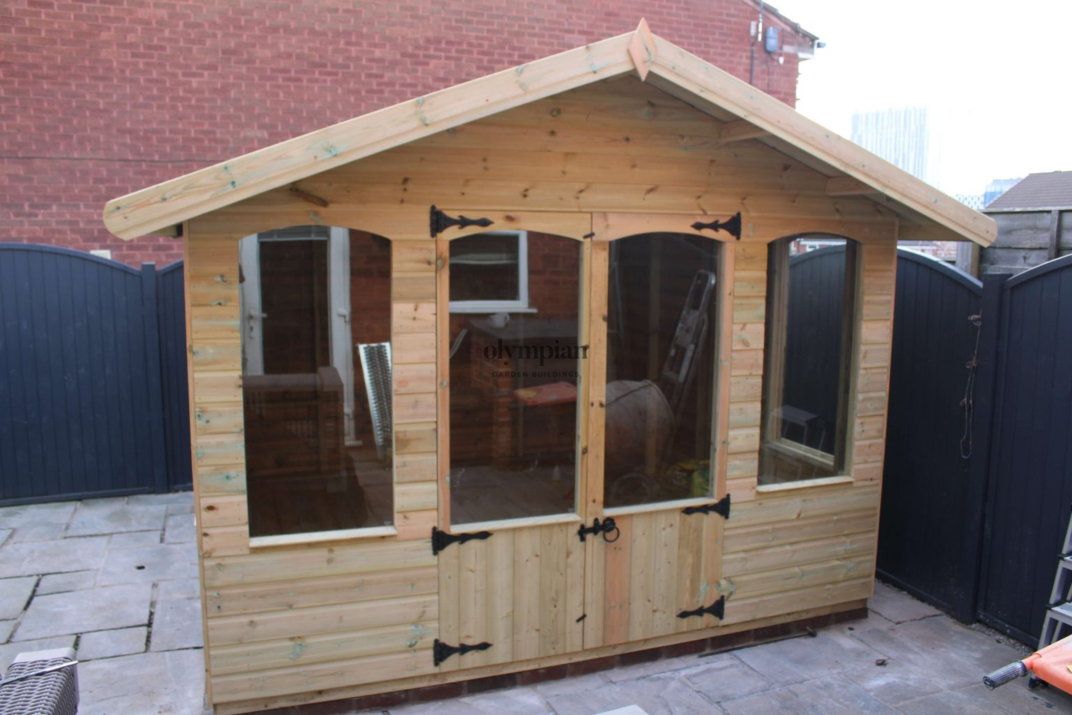 Siddington Traditional Summerhouse (8)