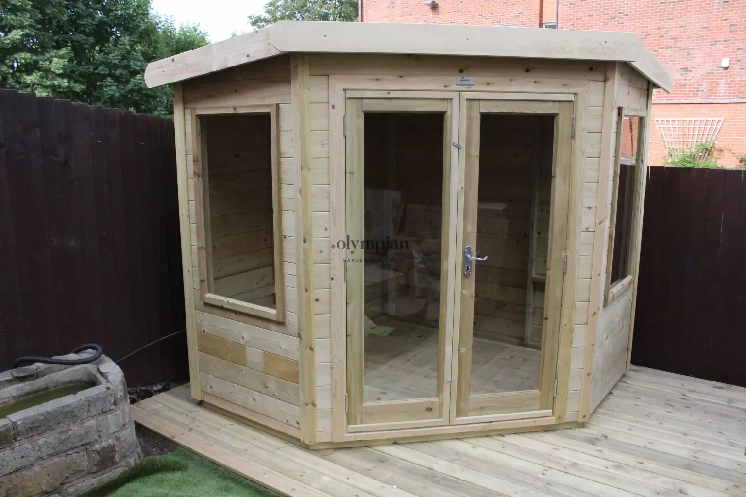 Corner Summerhouse with Pent Roof