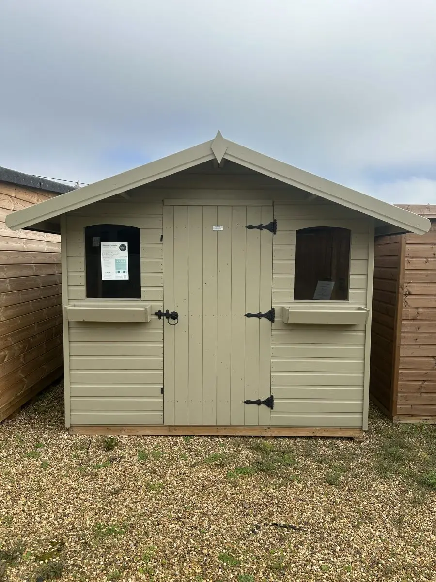 8' × 6' 8′ x 6′ Dutch Chalet